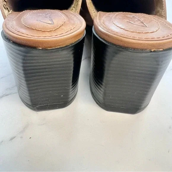 Clarks Chunky Platform Leather Slip On Casual Mule Brown Block Heel Women Size 8 - Picture 4 of 14